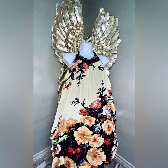 Gorgeous Bloomsbury Dress - Picture 3 of 16